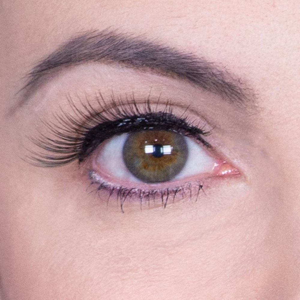Tori Belle Fantasy Magnetic Lash Bundle - Picture 4 of 10